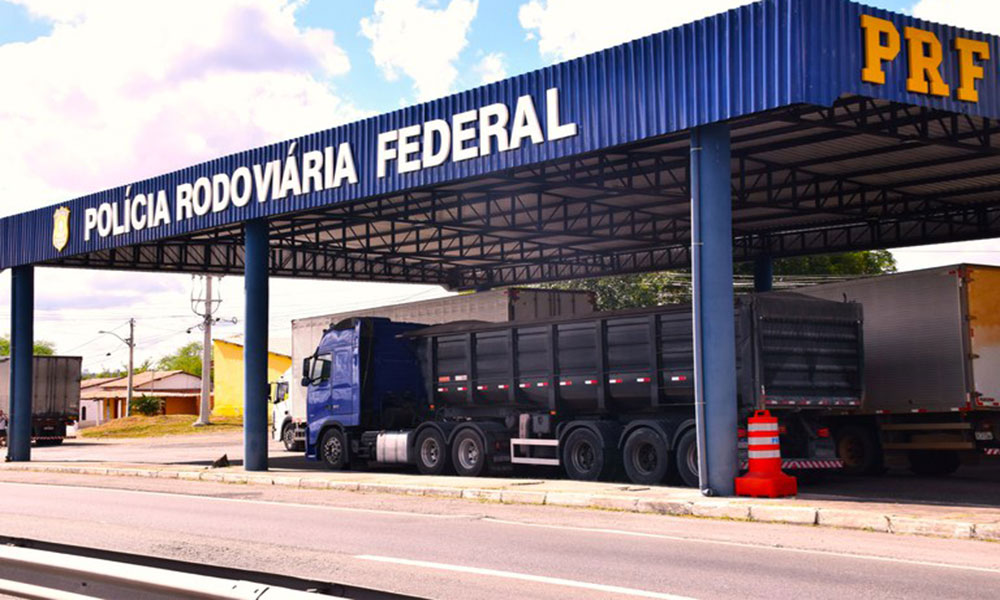 Autuações por desrespeito à Lei do Descanso quase dobram nas rodovias federais da Bahia