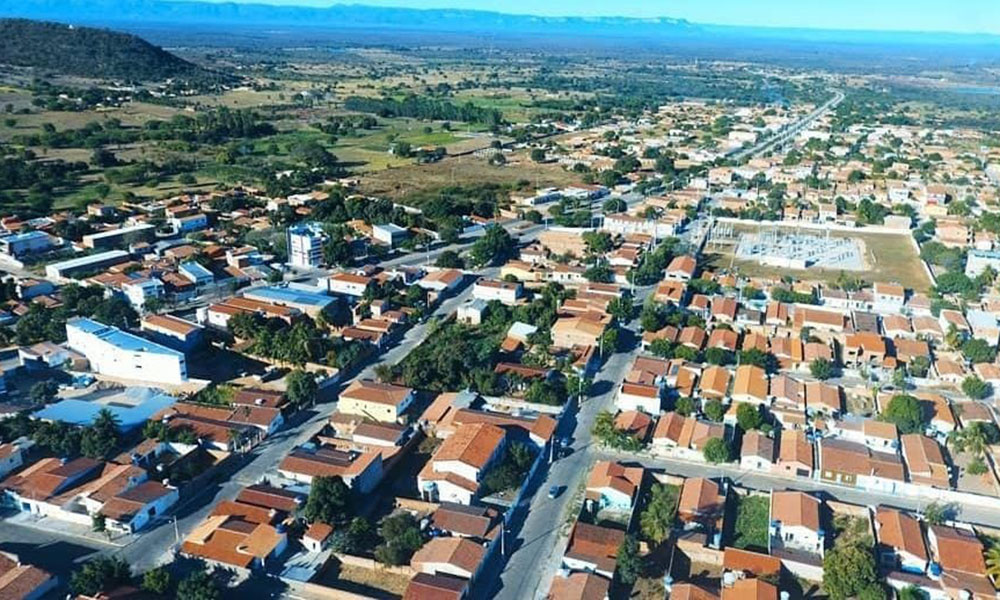 Homem é condenado a mais de 23 anos de prisão por feminicídio em Oliveira dos Brejinhos