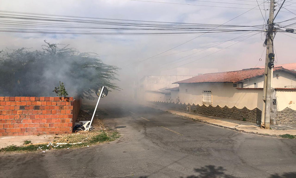 Proprietário é multado por queimada de lote no Bairro Santo Antônio, em Guanambi