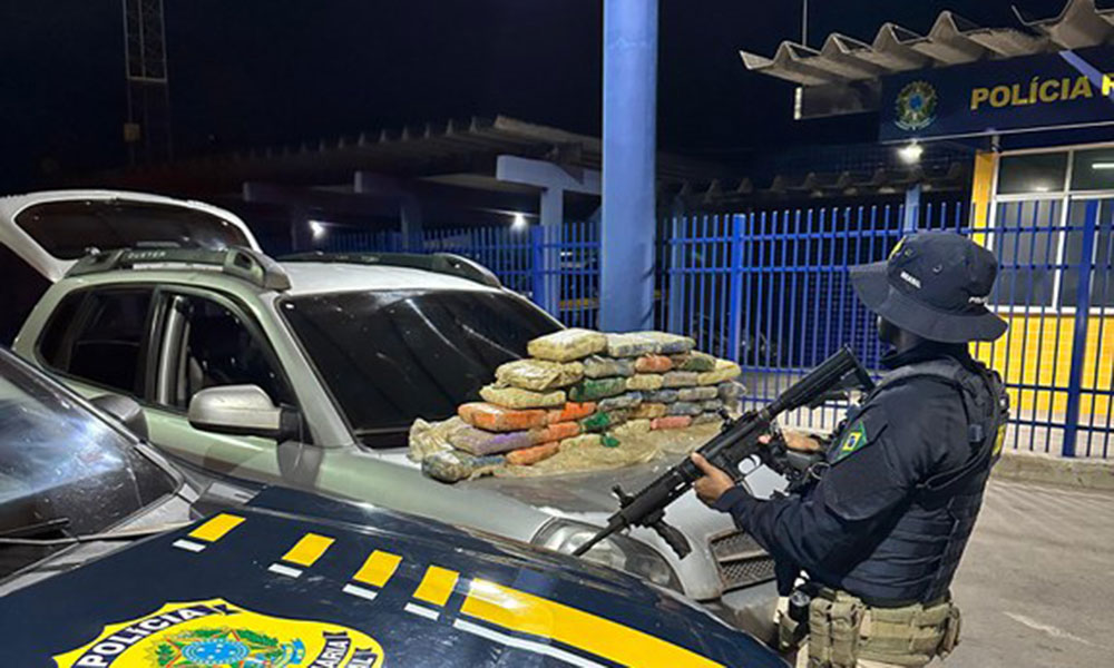 Em Barreiras, PRF apreende 34 kg de maconha escondidos em cilindro de gás natural
