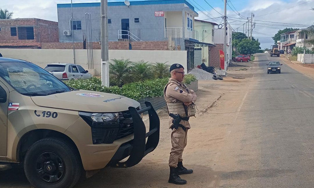 Homem é preso suspeito de agredir e ameaçar companheira na zona rural de Caraíbas