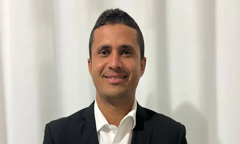 TCM determina que Prefeito de Serra do Ramalho retire postagens autopromocionais das redes sociais