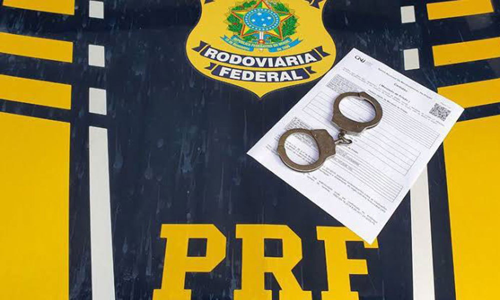 PRF cumpre mandado de prisão contra motorista em Seabra