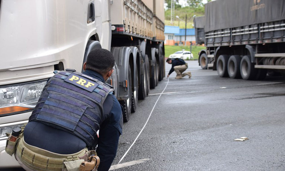 PRF flagra mais de 546 toneladas em excesso de peso nas rodovias federais da Bahia