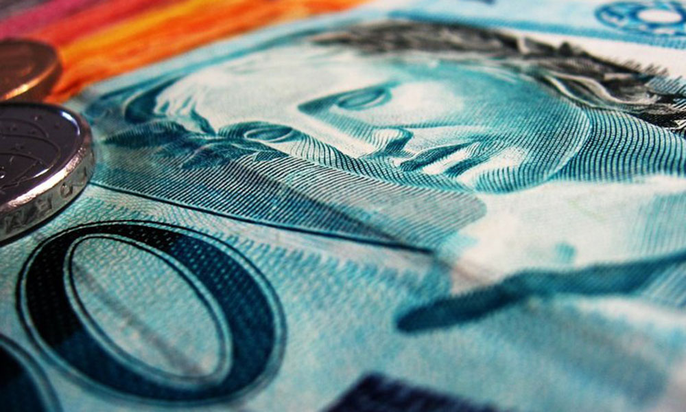 PIB brasileiro cresce 0,8% no primeiro trimestre e 2,5% na projeção anual