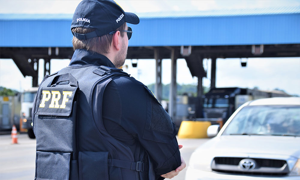 Flagrantes por falta do uso de cinto de segurança crescem 170% nas rodovias federais da Bahia