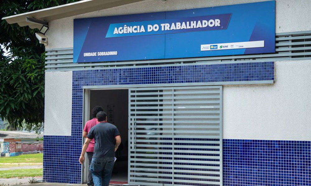 Brasil atinge em 2025 a menor taxa de desemprego da série histórica da PNAD Contínua