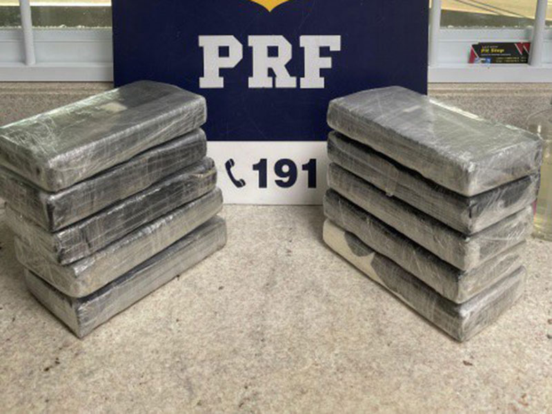PRF intercepta na BR-116 carga de cocaína destinada a Jeremoabo