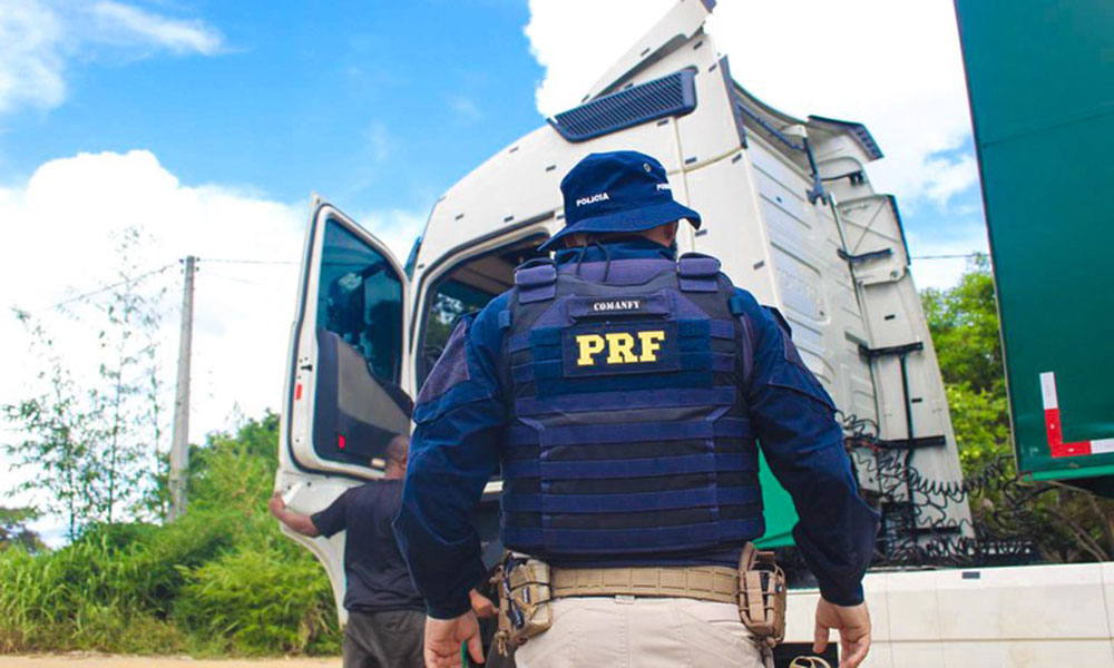 PRF apreende mais de 200 comprimidos de anfetamina durante fiscalização na Chapada Diamantina