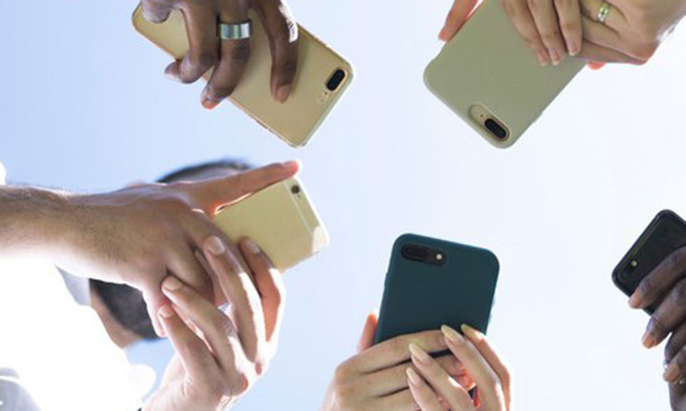 Senacon determina retirada de oferta de celulares irregulares da Amazon e do Mercado Livre