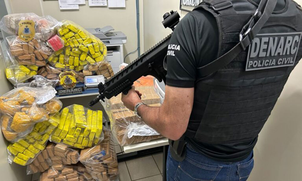Polícia Civil incinera mais de 200 quilos de entorpecentes em Vitória da Conquista