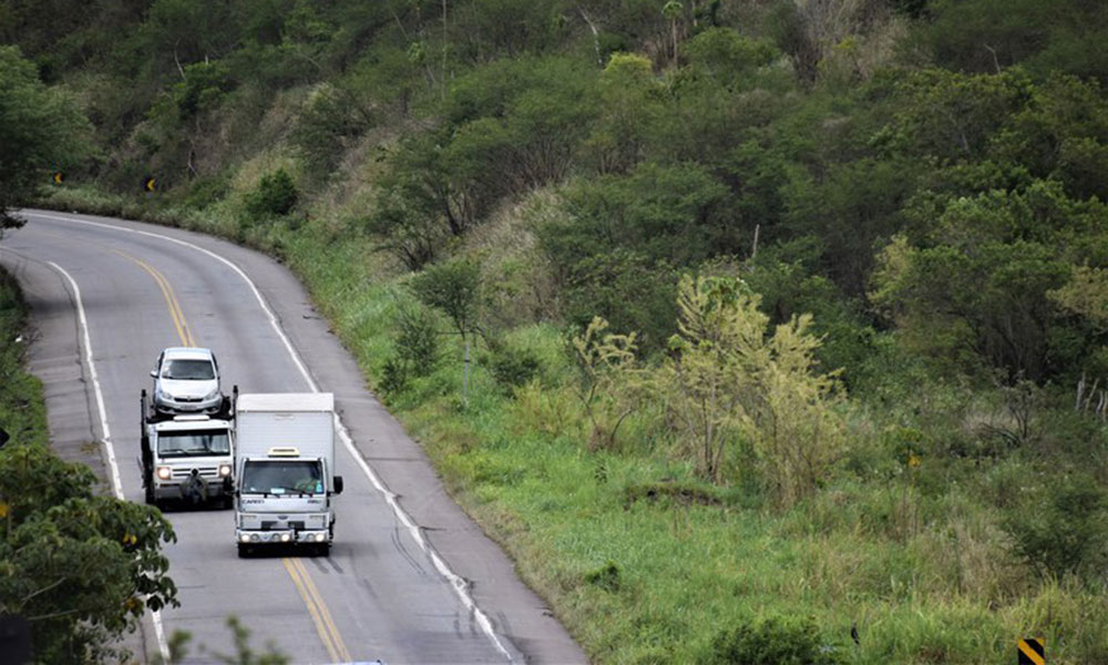 Bahia lidera número de ultrapassagens proibidas em rodovias federais do país