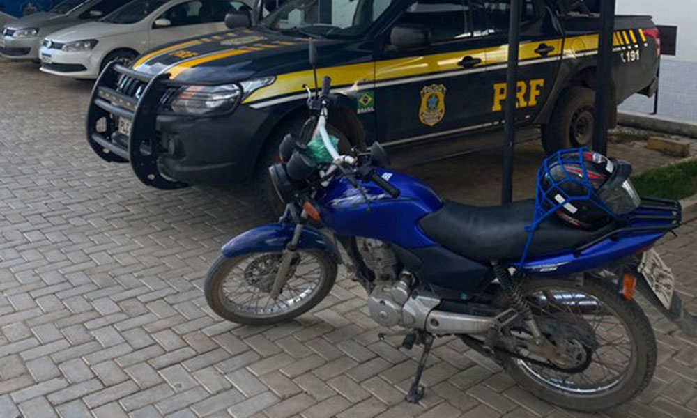 Motocicleta roubada em Goiás é recuperada pela PRF em Correntina