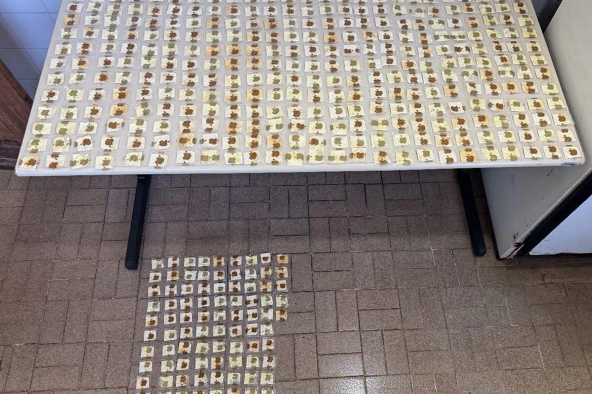 Homem é preso com 434 porções de cocaína durante operação da PM em Tremedal