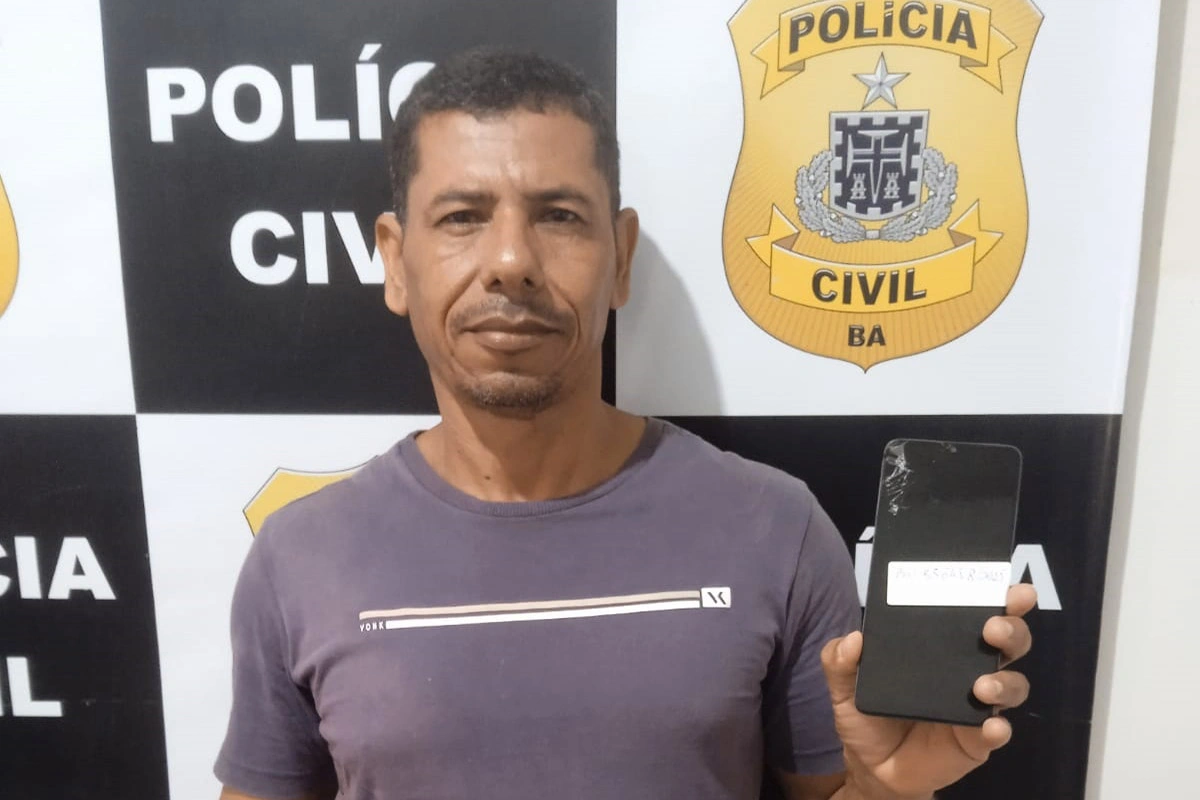 Polícia Civil restitui celulares recuperados aos proprietários em Itapetinga