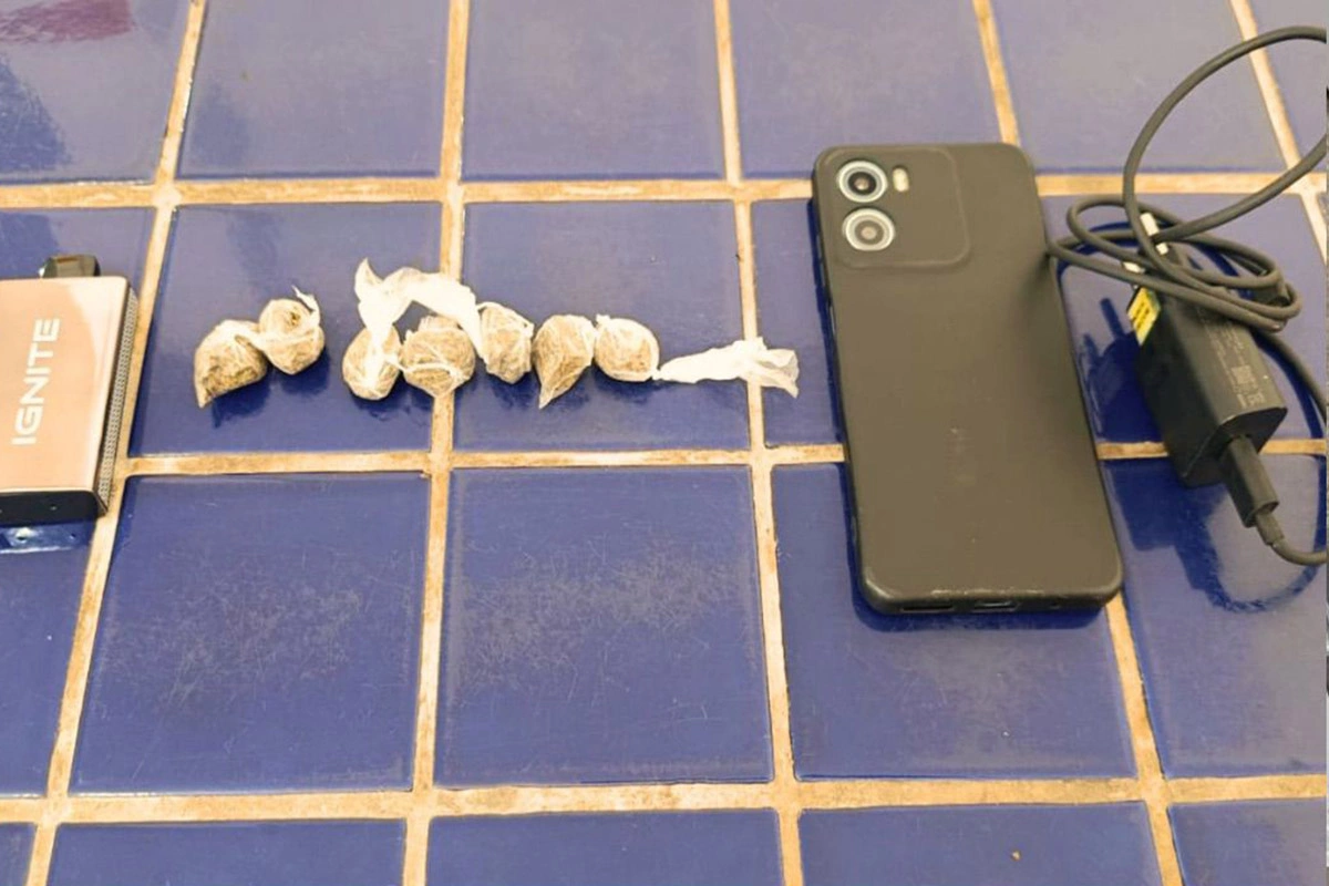 Adolescente é apreendido com drogas em Brumado