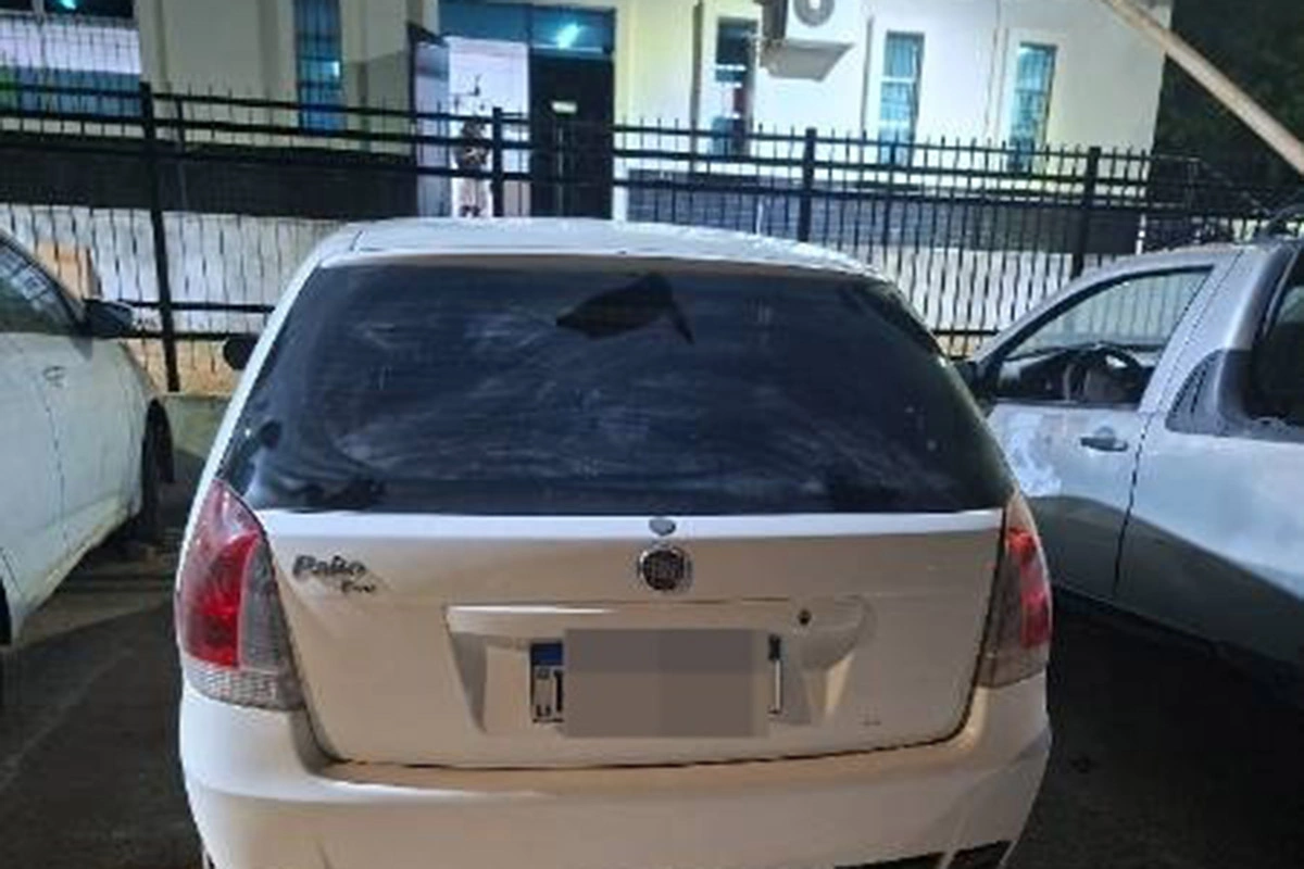 Motorista sem CNH é conduzido à delegacia por suspeita de embriaguez ao volante em Guanambi