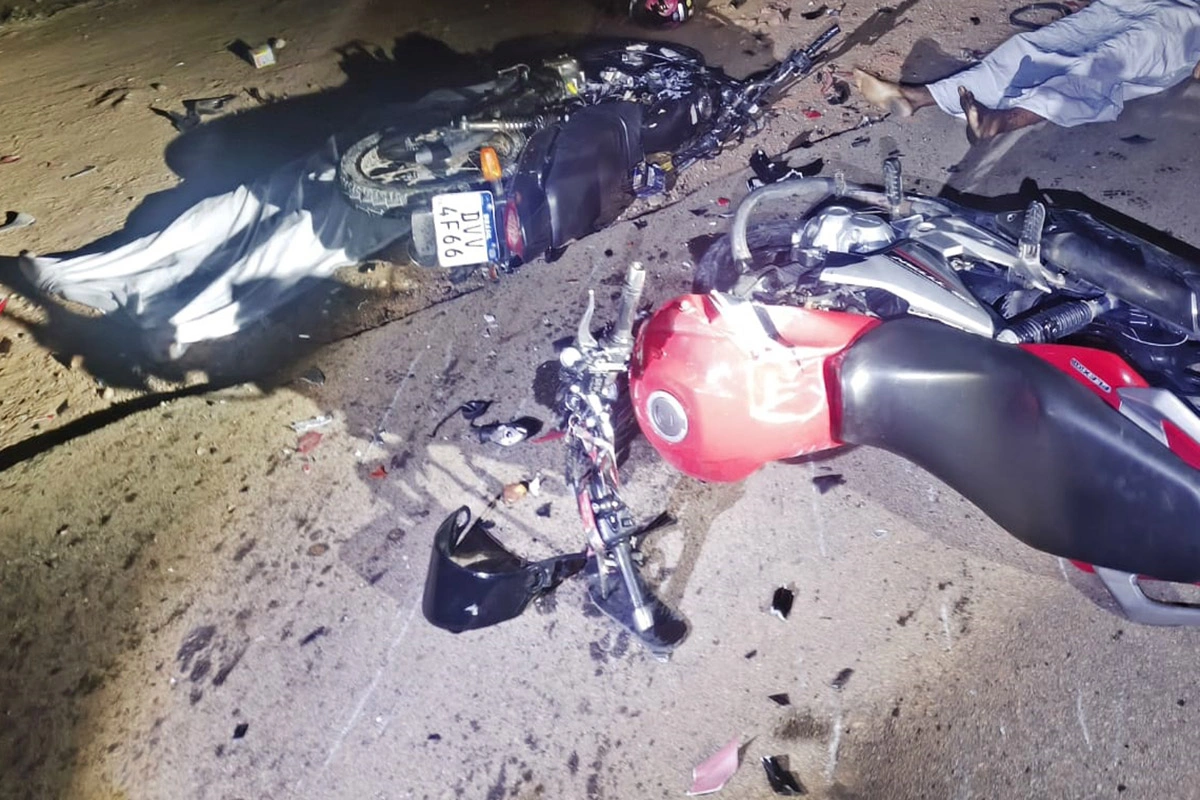 Colisão entre motocicletas deixa dois mortos na BR-030, entre Brumado e Rio do Antônio