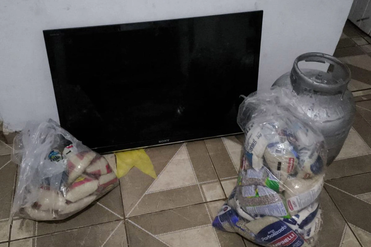 Polícia Militar prende suspeito de furto e recupera objetos em Licínio de Almeida