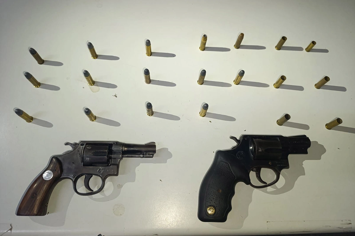 Rondesp apreende armas e munições durante abordagem em Guanambi