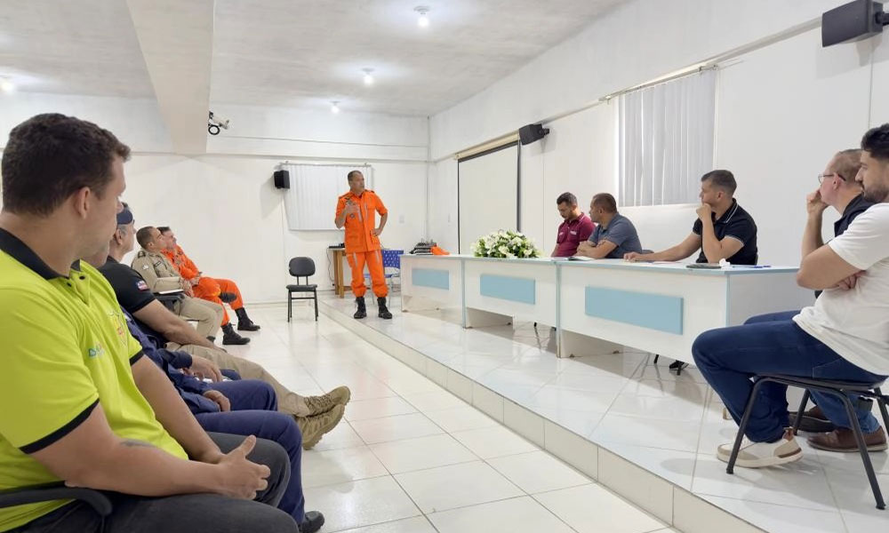 Prefeitura realiza reunião com forças de segurança para planejamento operacional do aniversário de Brumado