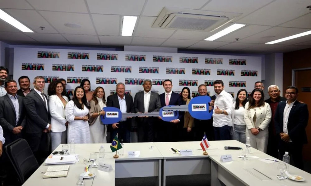 Governador recebe prefeitos de Brumado e Guanambi para discutir investimentos