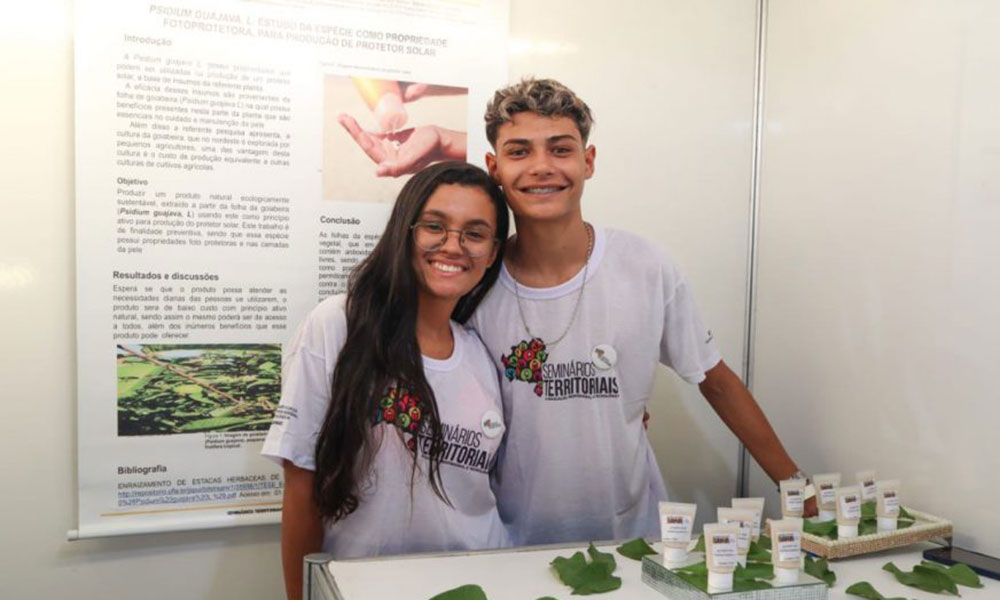 Estudantes baianos usam folha da goiabeira para desenvolver protetor solar