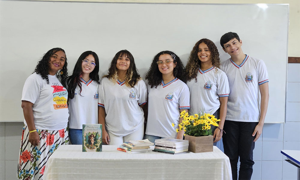 Estudantes de Poções criam clube de leitura para incentivar hábito entre colegas