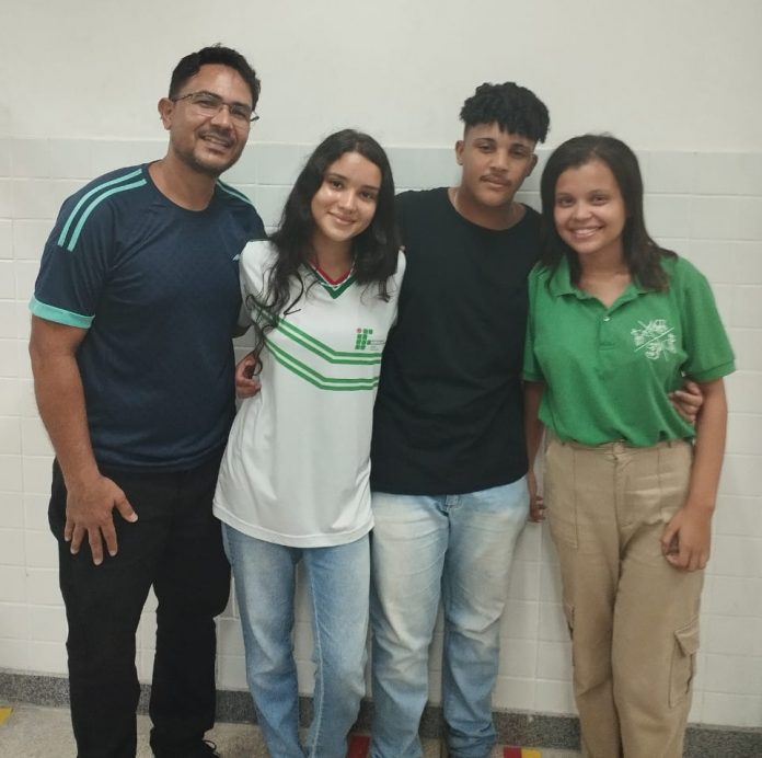 Estudantes baianos desenvolvem biofilme à base de rambutan, fruta cultivada na Bahia