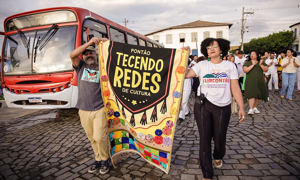 Estudantes da Rede Estadual marcam presença na FLIARCONTAS, em Rio de Contas