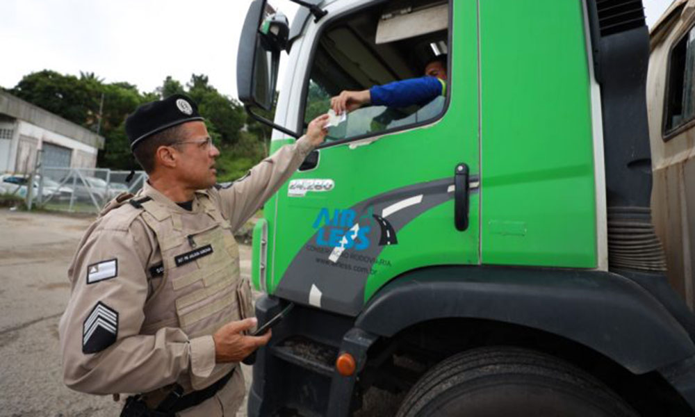 Condutores das categorias C, D e E têm até 30 de abril para atualizar exame toxicológico