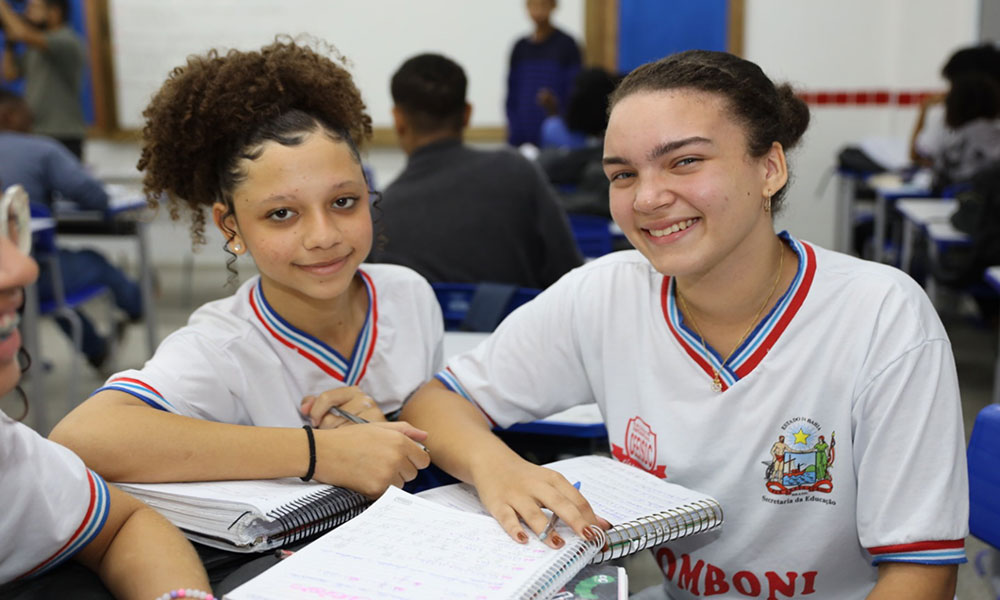 Estudantes da Bahia com direito ao Programa Mais Estudo passam a receber bolsa-auxílio em conta do Banco do Brasil