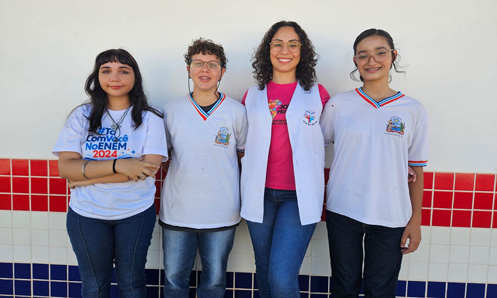 Estudantes de Luís Eduardo Magalhães criam tinta sustentável que pode amenizar calor em comunidades carentes