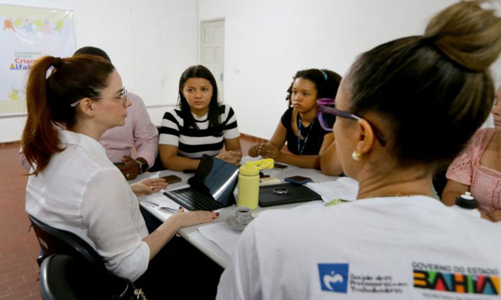 MEC, Governo do Estado e Prefeitura articulam retomada das atividades escolares em escola de Heliópolis