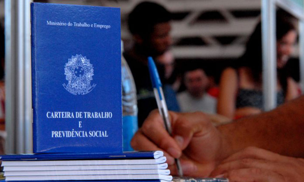 Bahia contabiliza 54.435 novas vagas de trabalho em 2024