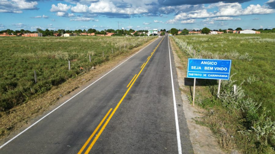 Governador da Bahia realiza entrega de colégio estadual e outros investimentos em Carinhanha