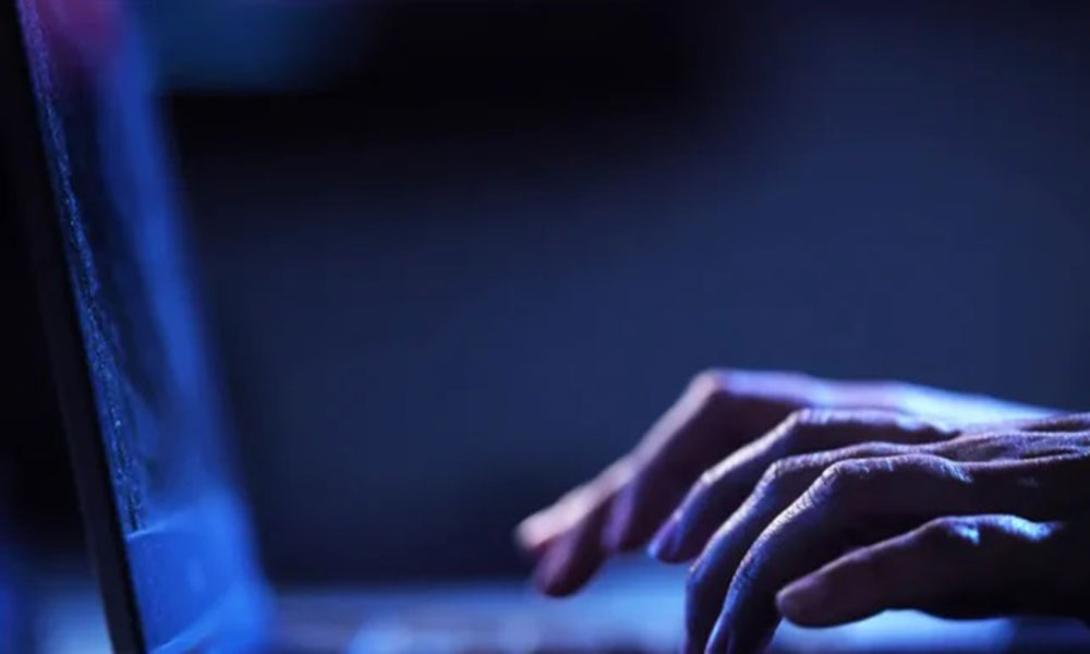 Brasil registra mais de 180 mensagens de golpe por minuto nas redes sociais em 2025, aponta Serasa Experian