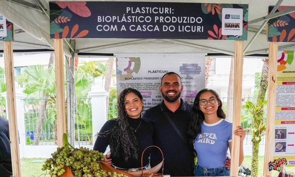 Estudantes usam licuri para desenvolver bioplástico em Ponto Novo