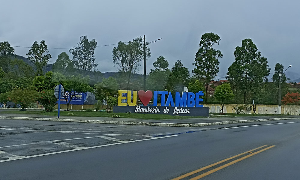 Mulher é presa em Itambé por tráfico de drogas e associação ao tráfico