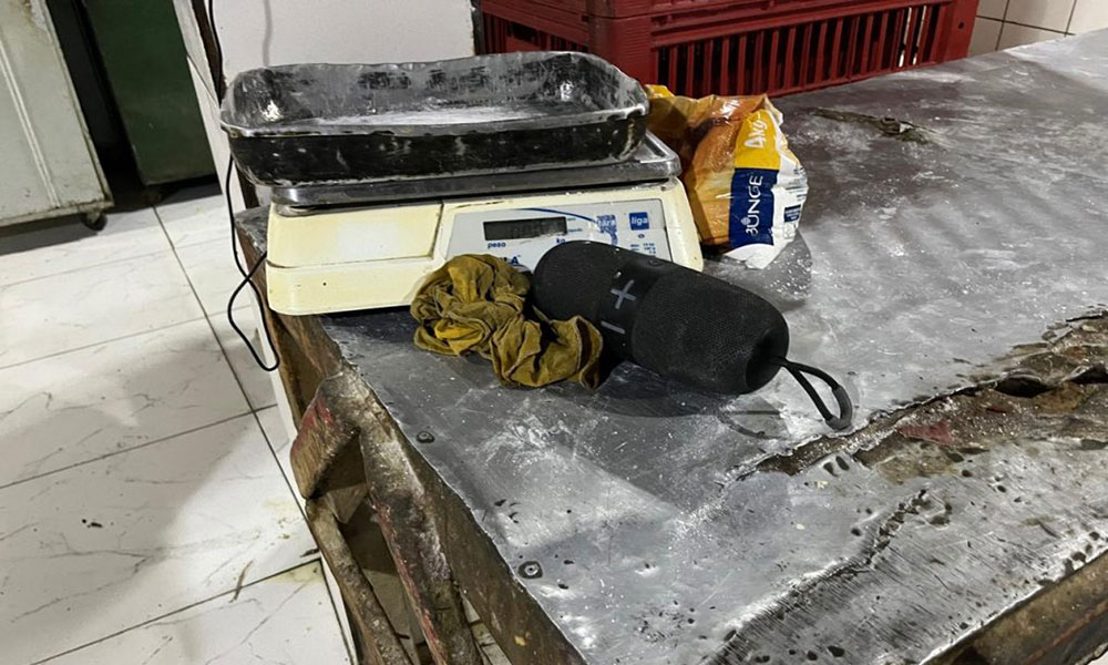 Padarias são interditadas após apreensão de produtos vencidos em Vitória da Conquista