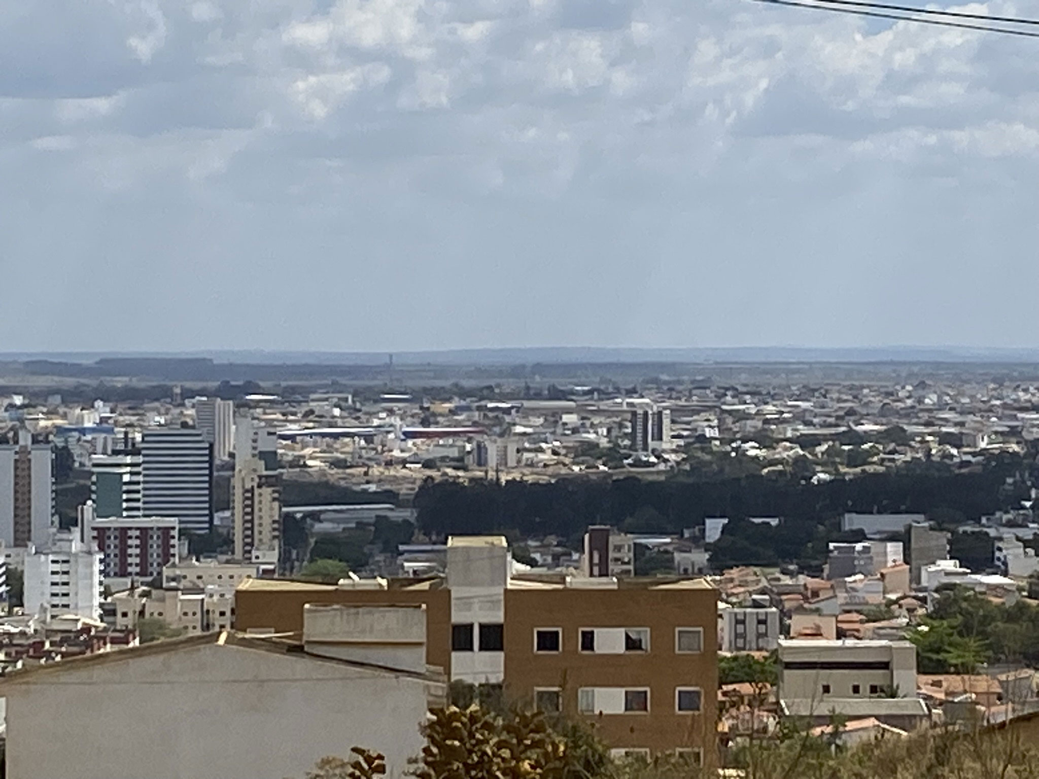 Vitória da Conquista segue no topo de casos prováveis de Dengue na Bahia