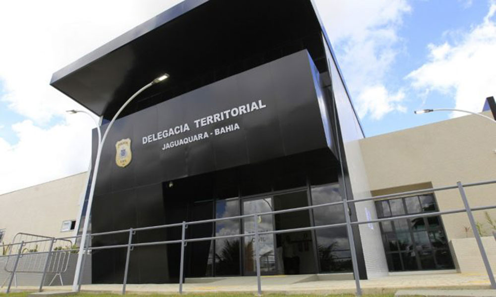 Homem de 59 anos é preso por praticar ato obsceno enquanto observava mulher em Jaguaquara