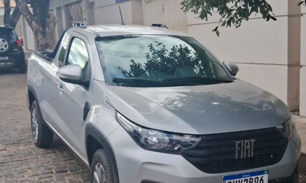 PM recupera veículo com irregularidades em Livramento de Nossa Senhora