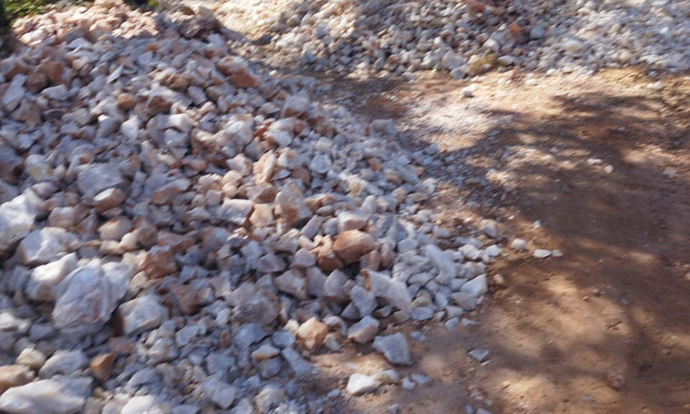 PM desmonta garimpo ilegal em Oliveira dos Brejinhos
