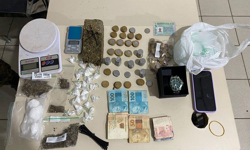 PM prende suspeito com drogas em Vitória da Conquista