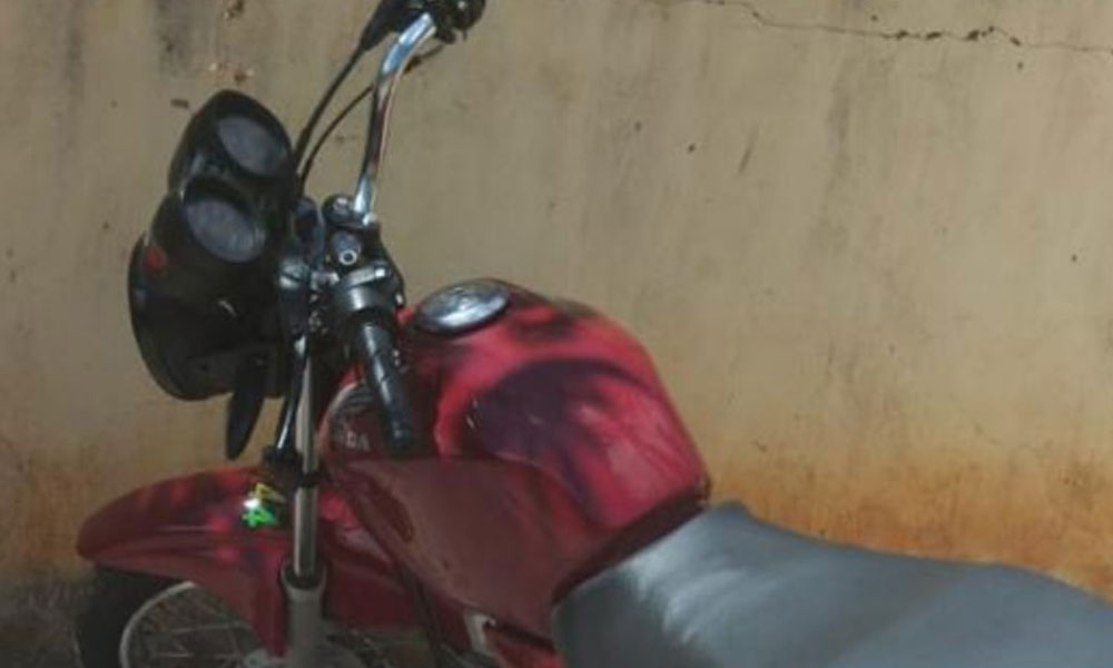 Motocicleta furtada é apreendida pela PM em Rio do Pires