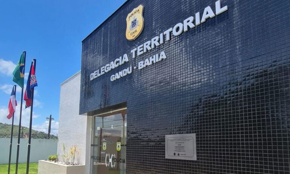Suspeito de estupro contra filha e enteadas menores tem mandado de prisão cumprido em Gandu