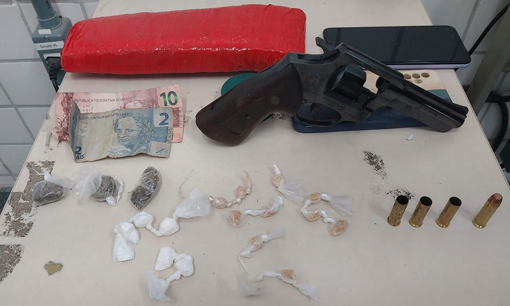 Suspeito morre e outro fica ferido ao trocar tiros com a Polícia em Jitaúna