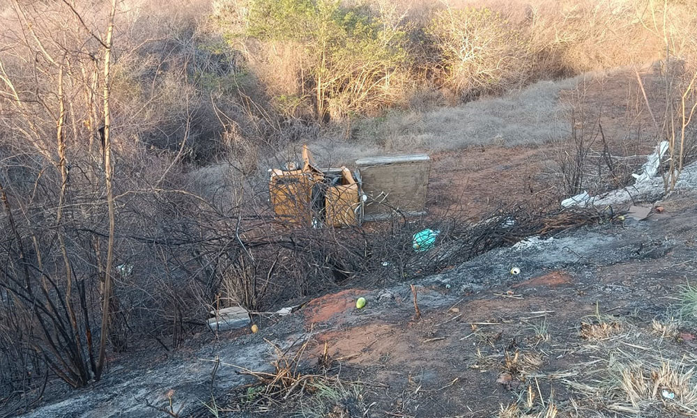 Idoso morre após veículo tombar na BA-262, entre Caraíbas e Anagé