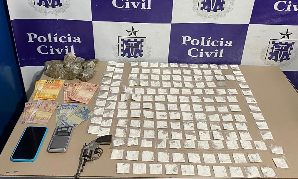 Homem é preso por tráfico de drogas e porte ilegal de arma de fogo em Macaúbas